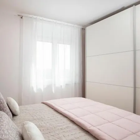 Apartmán Moderan Stan U Centru Grada, Von Adelmann Pula