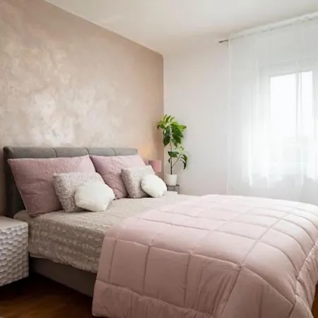 Moderan Stan U Centru Grada, Von Adelmann Apartman Pula